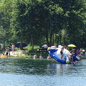 De_Vrijetijdkrant_buitenbaden_en_zwemplassen_Betuwe_Recreatieoord_In_Den_Boomgaard_v2