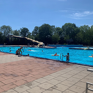 De_Vrijetijdkrant_buitenbaden_en_zwemplassen_Liemers_Openluchtzwembad_de_Hangmat