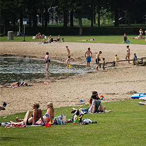 De_Vrijetijdkrant_buitenbaden_en_zwemplassen_Liemers_Rijkerswoerdse_Plassen